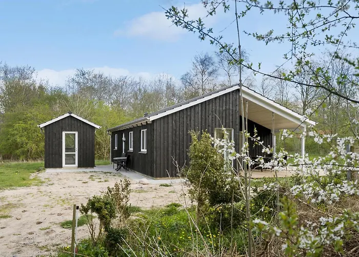 Сasa de vacaciones 4 Bedroom In *