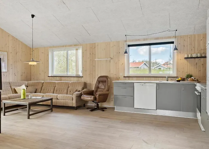 4 Bedroom In Casa vacanze